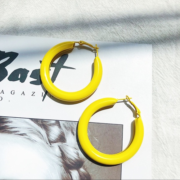 Yellow and White Cute Hoop Earrings - Picture 6 of 7